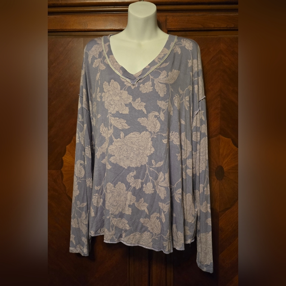 Lularoe Vicki Top 2X
